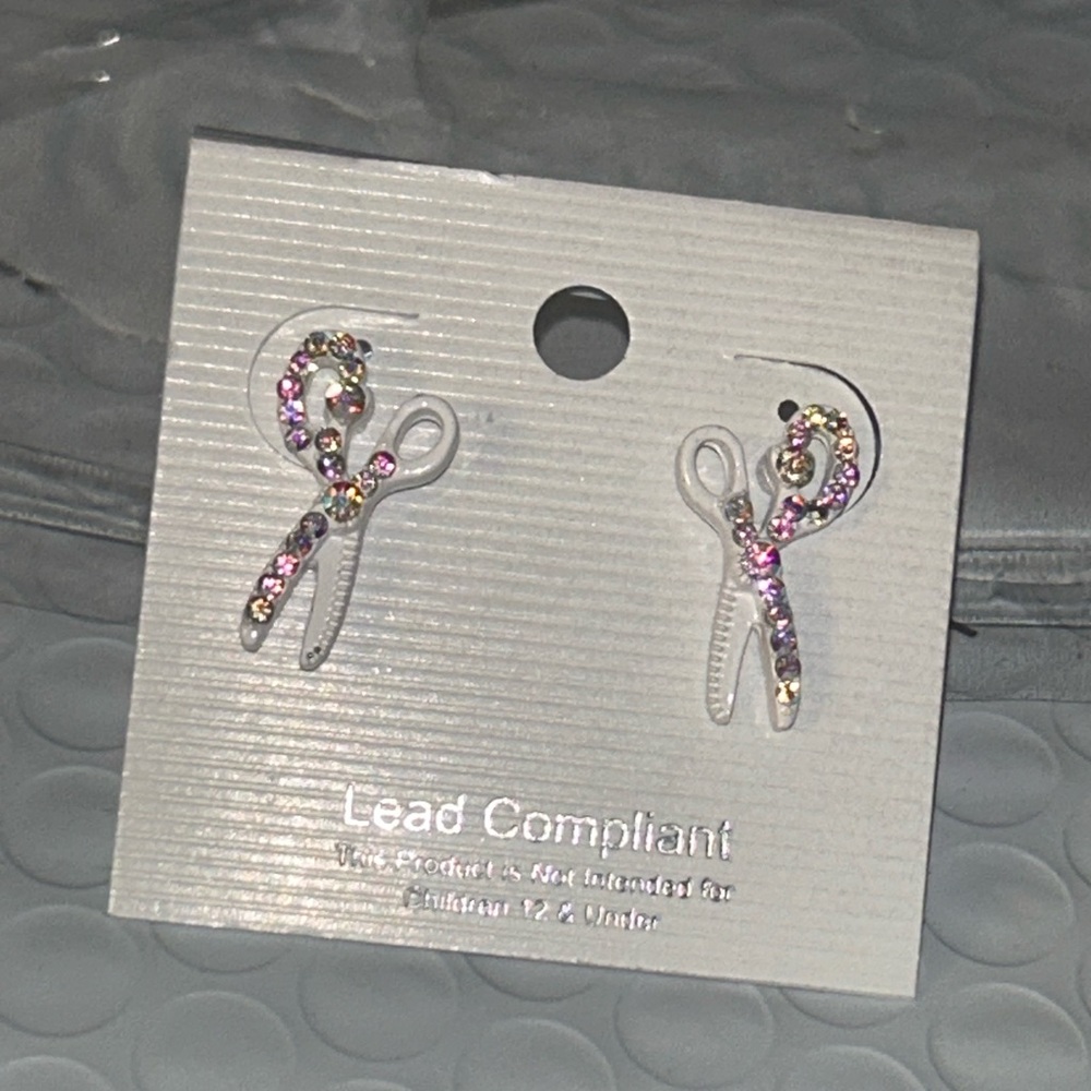 Pink and white scissors ✂️ Earrings